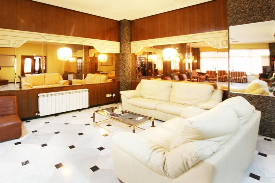 Hotel El Cisne à Cordoue Extérieur photo